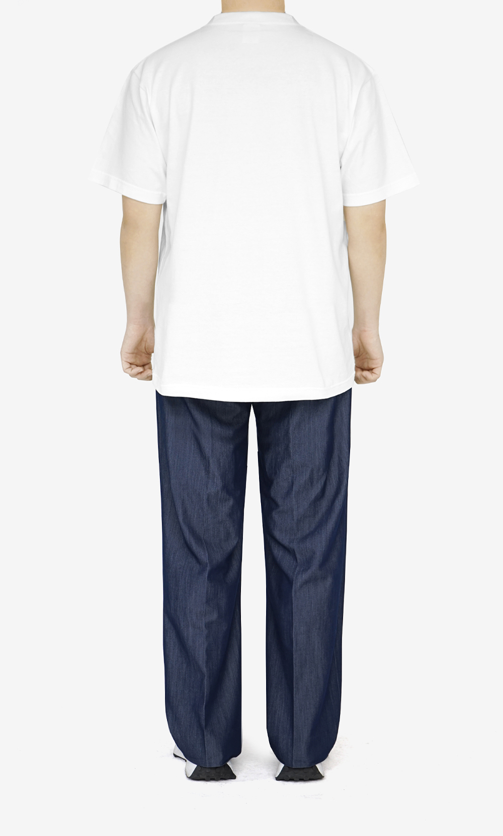 반팔 티셔츠 모델 착용 이미지-S14L2